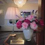 Alexander 4*