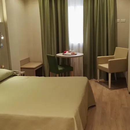 Hotel Alexander 4*
